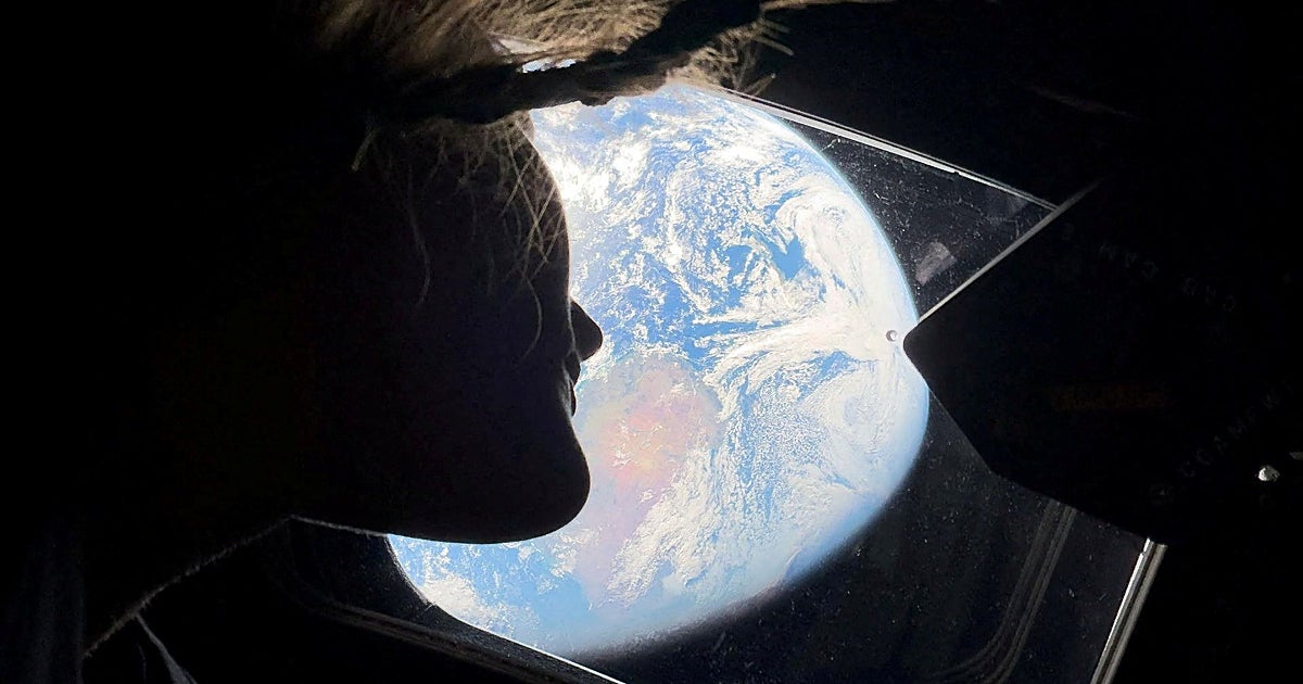 Los astronautas de Artemis II ya son los humanos que han llegado más lejos de la Tierra