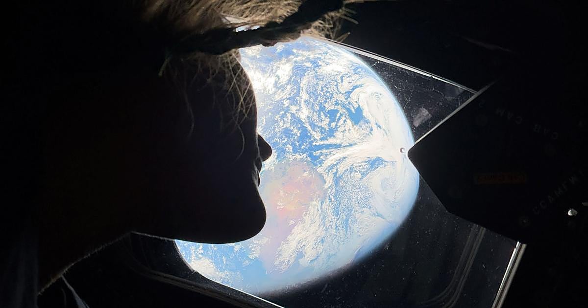 Los astronautas del Artemis II completan la segunda maniobra para volver a la Tierra tras superar una «inesperada pérdida de señal»