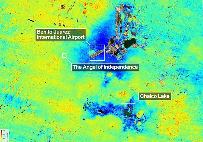 Las zonas de la región que presentan un hundimiento superior a 2 centímetros mensuales se muestran en azul oscuro.