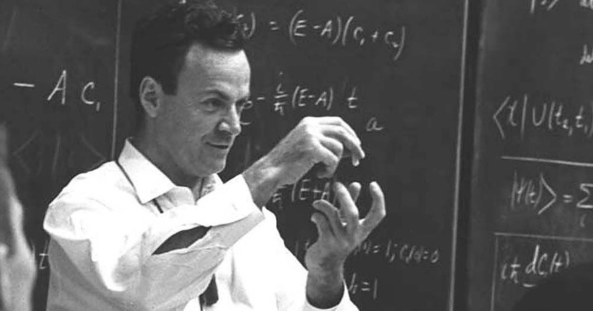 Descifran las misteriosas notas en las que Richard Feynman resolvió la 'ecuación del restaurante'