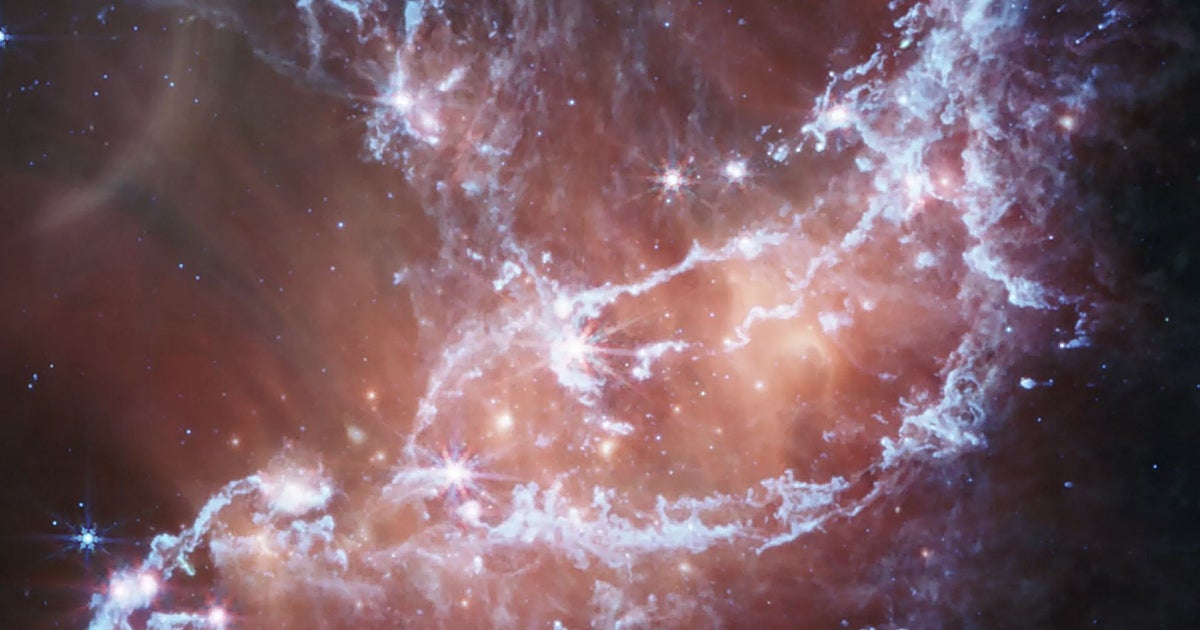 Algo extraño acaba de cruzarse entre la Tierra y una estrella lejana