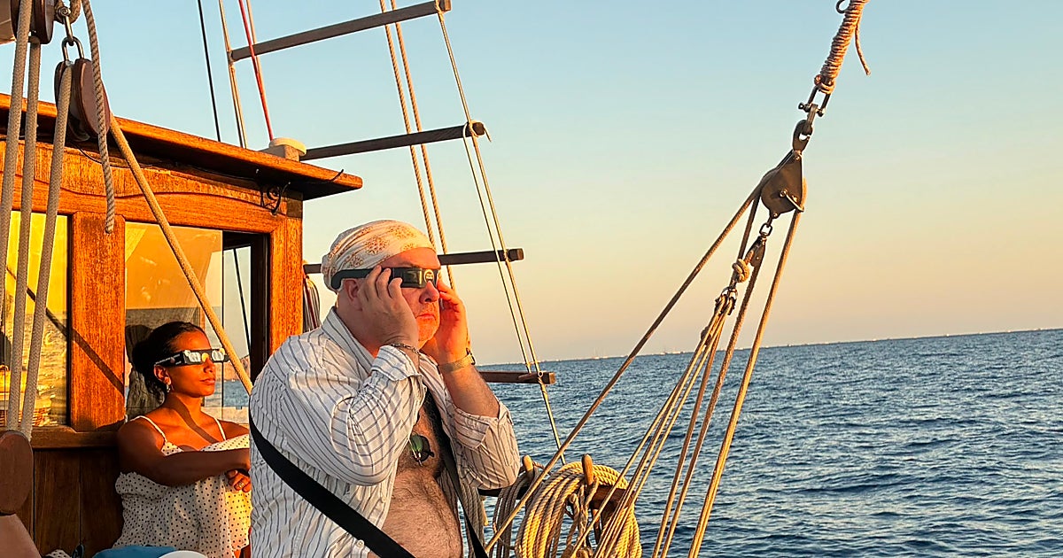 A bordo de un velero de 1841 para ver cómo se apaga el Sol