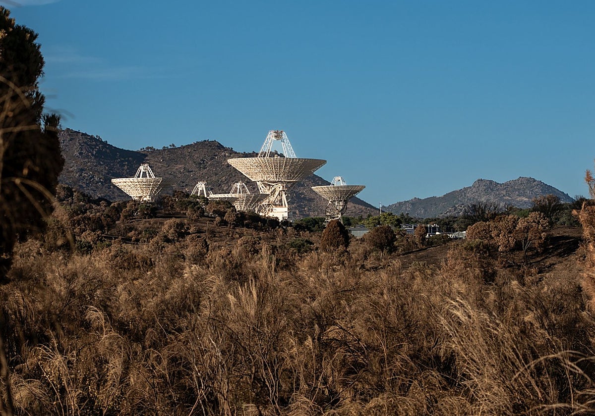 Dos meses del fuego que llegó hasta las puertas del espacio: «Salvaron la antena que nos conecta con las estrellas»