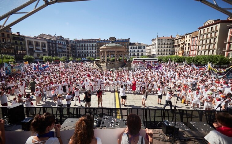 Protesta en Pamplona por las agresiones a mujeres en los Sanfermines: «Queremos unas fiestas en las que seamos libres y no tengamos que ser valientes»