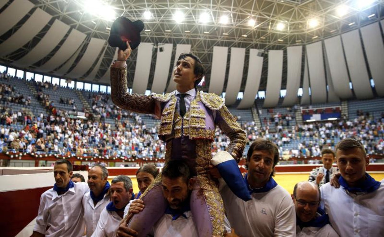 Roca Rey, a hombros en Illumbe en 2018