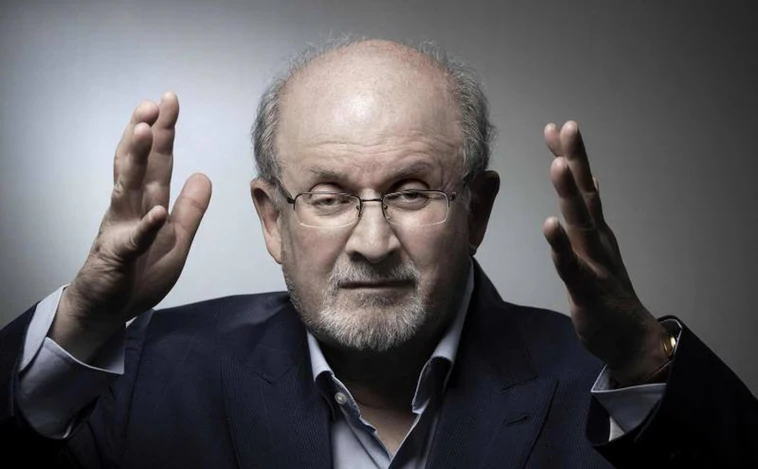 La fatua de Jomeini: más de tres décadas de persecución y 4 millones de recompensa por la vida de Rushdie