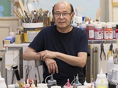 Mitsuo Miura en su estudio en Madrid
