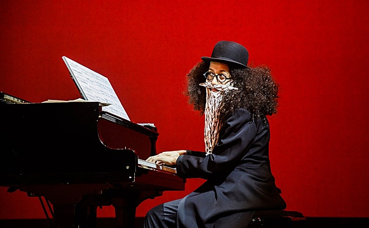 Imagen principal - Tres momentos de 'La cabeza del dragón'