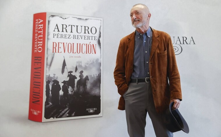 Pérez-Reverte: «La experiencia hace que no sea optimista con las revoluciones»
