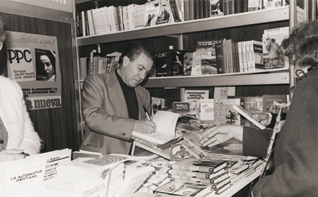 El sacerdote y periodista José Luis Martín Descalzo