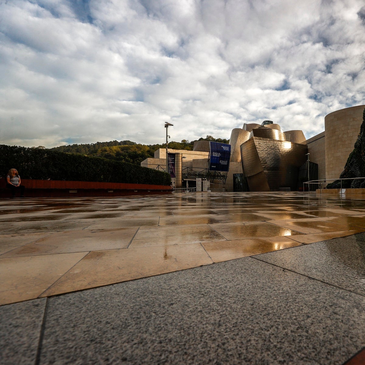 El Guggenheim Bilbao despliega su colección para celebrar sus 'bodas de titanio'