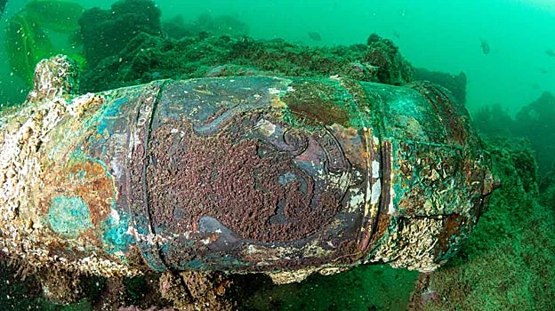 La pieza de artillería con el monograma del rey británico Jorge III