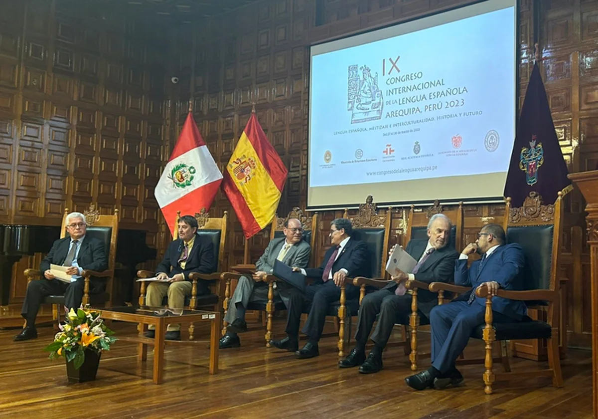 El Congreso de la Lengua Española, en el aire por la inestabilidad en Perú