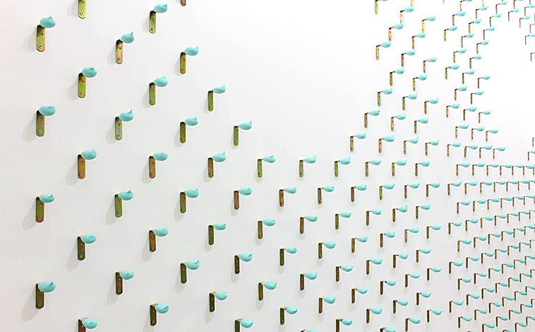 Imagen principal - en las imágenes, distintas propuestas del alcalaíno para la exposición en la galería madrileña