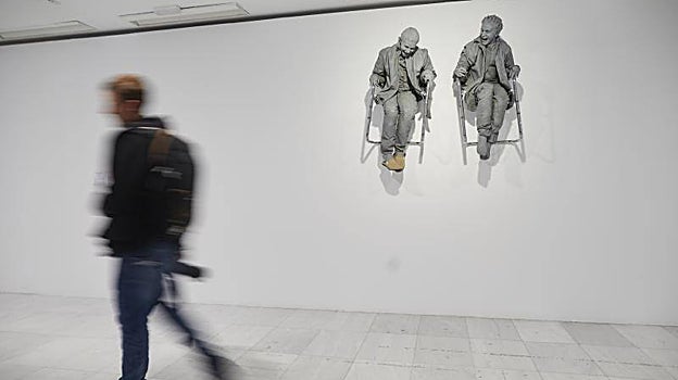 'Dos sentados en el muro' (2001). Colección particular