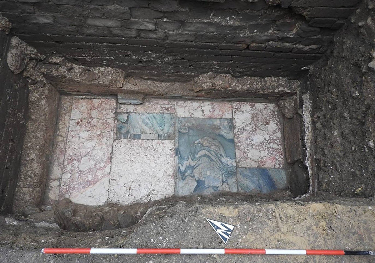 El pavimento de mármol hallado en Fano