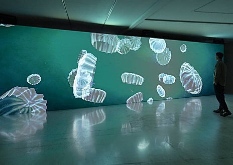 Imagen secundaria 1 - En las imágenes, distintos momentos de la producción de Wu Tsang en el Museo Thyssen