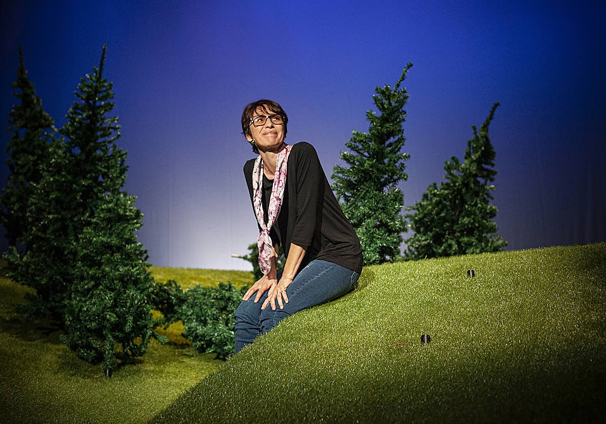 Ariadna Gil, como Nevenka en 'Hay alguien en el bosque'