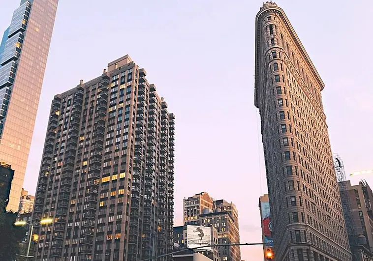 El rascacielos Flatiron, icono de Nueva York, subastado por 190 millones de dólares tras una larga batalla judicial