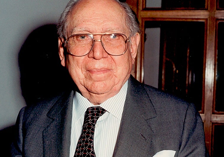 El escritor venezolano Arturo Uslar Pietri