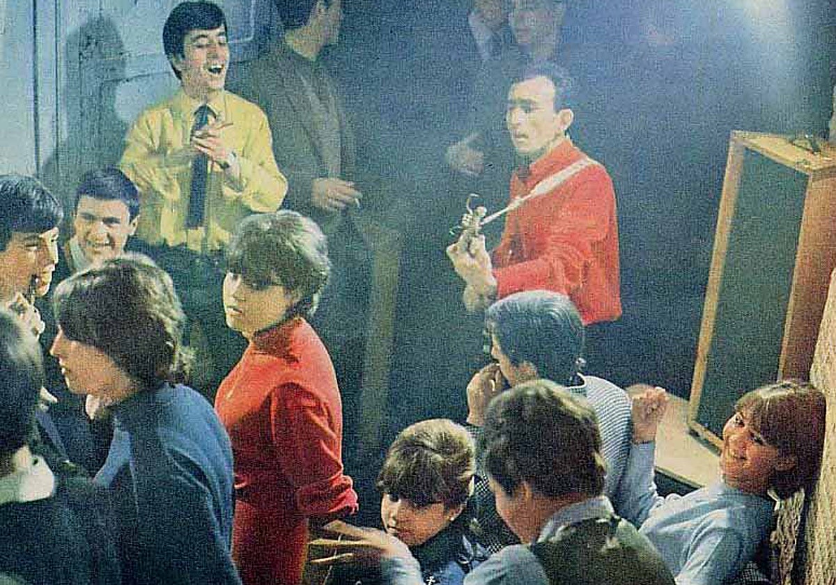 Un guateque en los sesenta