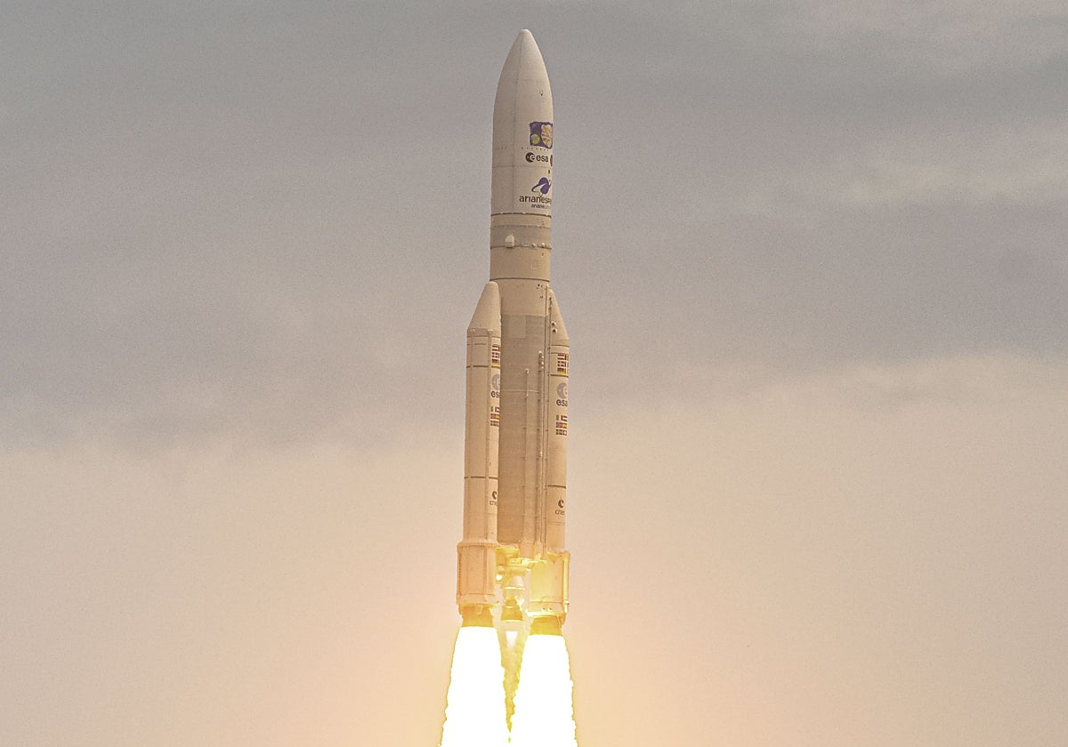 El cohete Ariane 5 en el momento del despegue