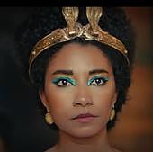 «Cleopatra era de piel clara», responde Egipto a Netflix