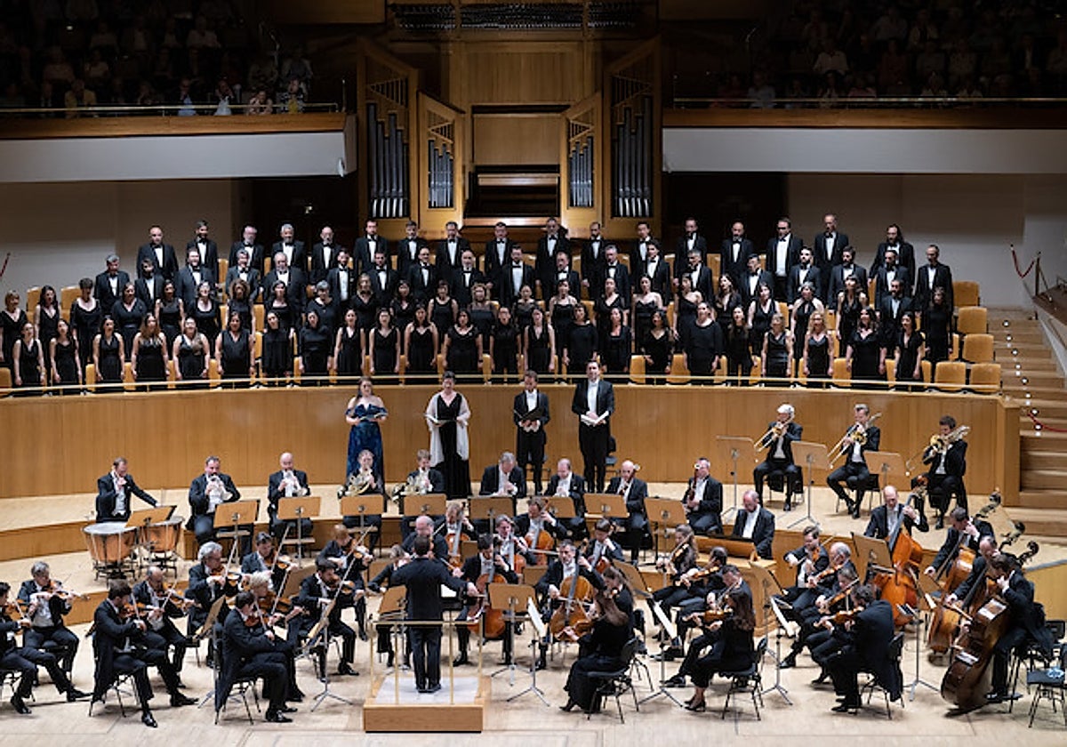 Kirill Petrenko, al  frente de la Orquesta Filarmónica de Berlín en el Auditorio Nacional de Música