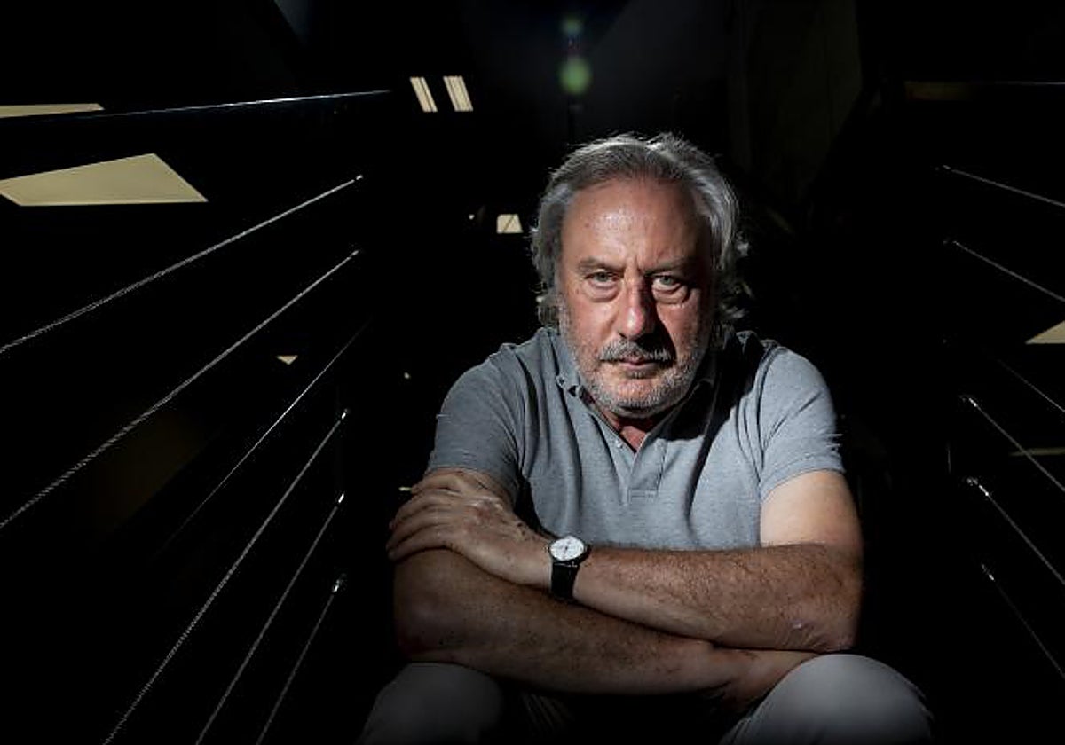 Julio Llamazares (Vegamián, León, 1955)