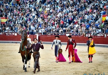 Diego Ventura, tras su puerta grande: «Mi obsesión es el futuro, y dejar mejor el rejoneo»