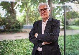 Iñaki Ezkerra : «La poesía es el género que más libertad ofrece»