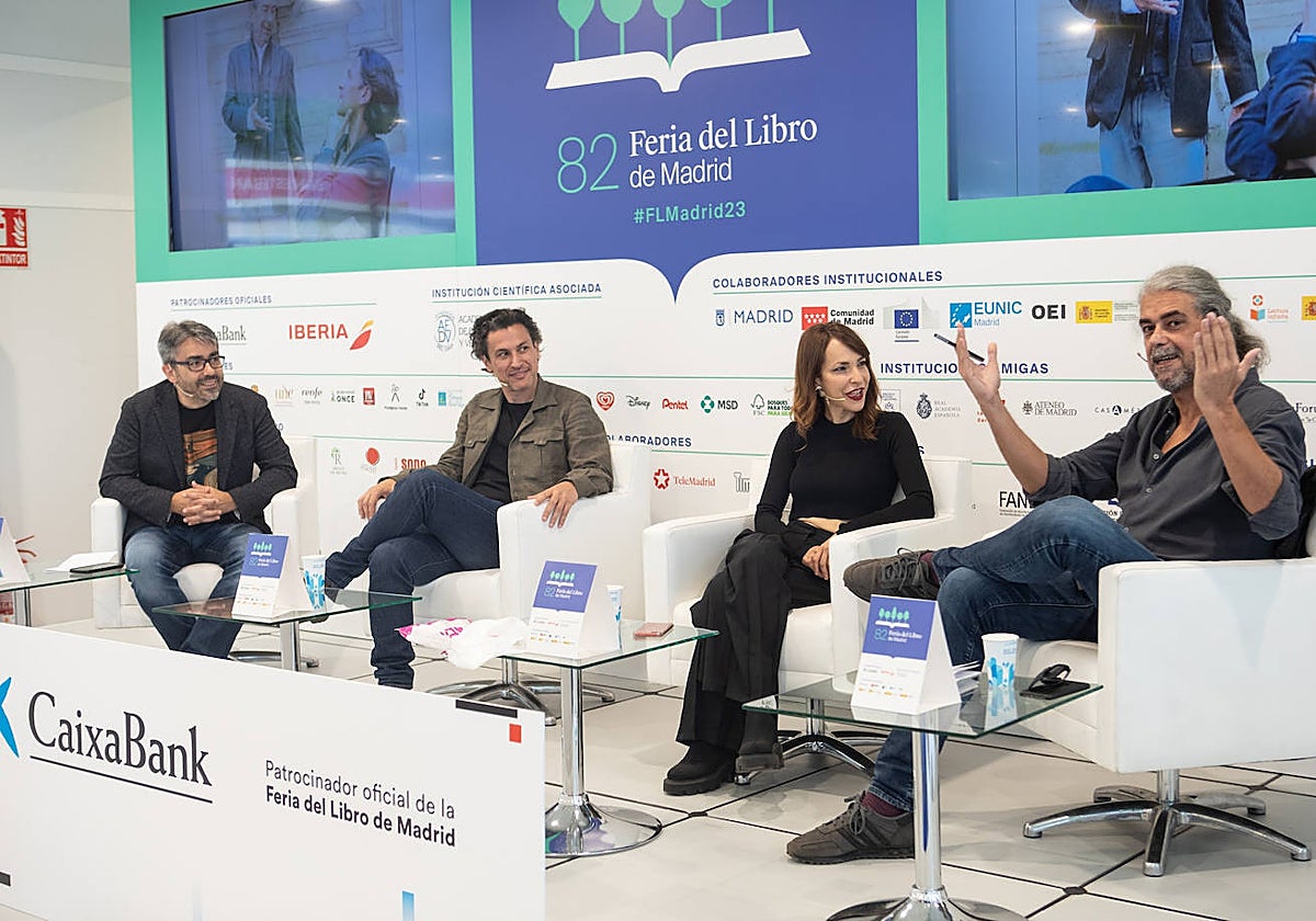 De izquierda a derecha, Jesús García Calero, Rodrigo Cortés, Paula Ortiz y Fernando León de Aranoa, en la Feria del Libro