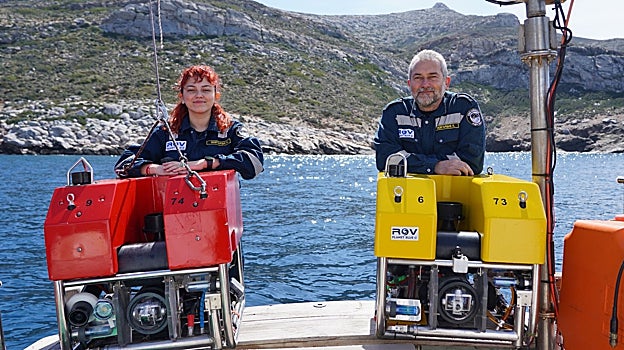 El buzo griego Kostas Thoctaridis en compañía de su hija Agapi-Okeanisen