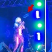 Lanzar el móvil al escenario en pleno concierto, la nueva moda que puede matar a tu artista favorito