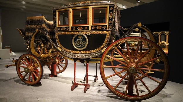 Coche de Cifras, berlina que perteneció a Carlos IV y María Teresa de Parma