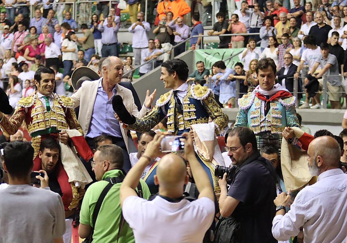 Emilio de Justo, Juan Pedro Domecq, Pablo Aguado y Daniel Luque salen a hombros en Burgos
