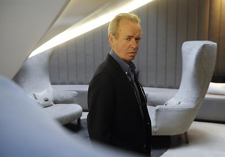 El escritor británico recientemente fallecido Martin Amis
