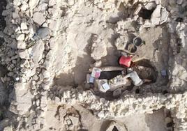 Descubriendo una tumba de hace 4.000 años bajo una casa de la poderosa cultura de El Argar