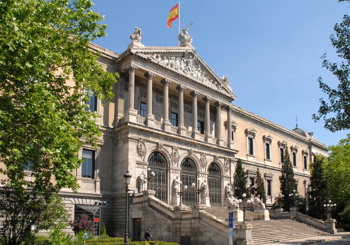 Entrada principal de la Biblioteca Nacional de España