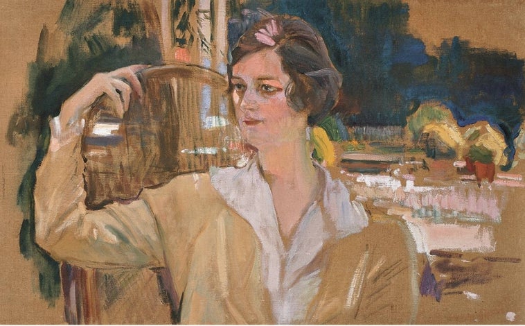 Imagen principal - Arriba, 'Retrato de Mabel Rick, señora de Pérez de Ayala', 1920. Obra inacabada de Sorolla. Estaba pintándola cuando sufrió una hemiplejia. Sobre estas líneas, a la izquierda, Clotilde viuda con su hijo; a la derecha, máscara mortuoria de Joaquín Sorolla, realizada por Benlliure