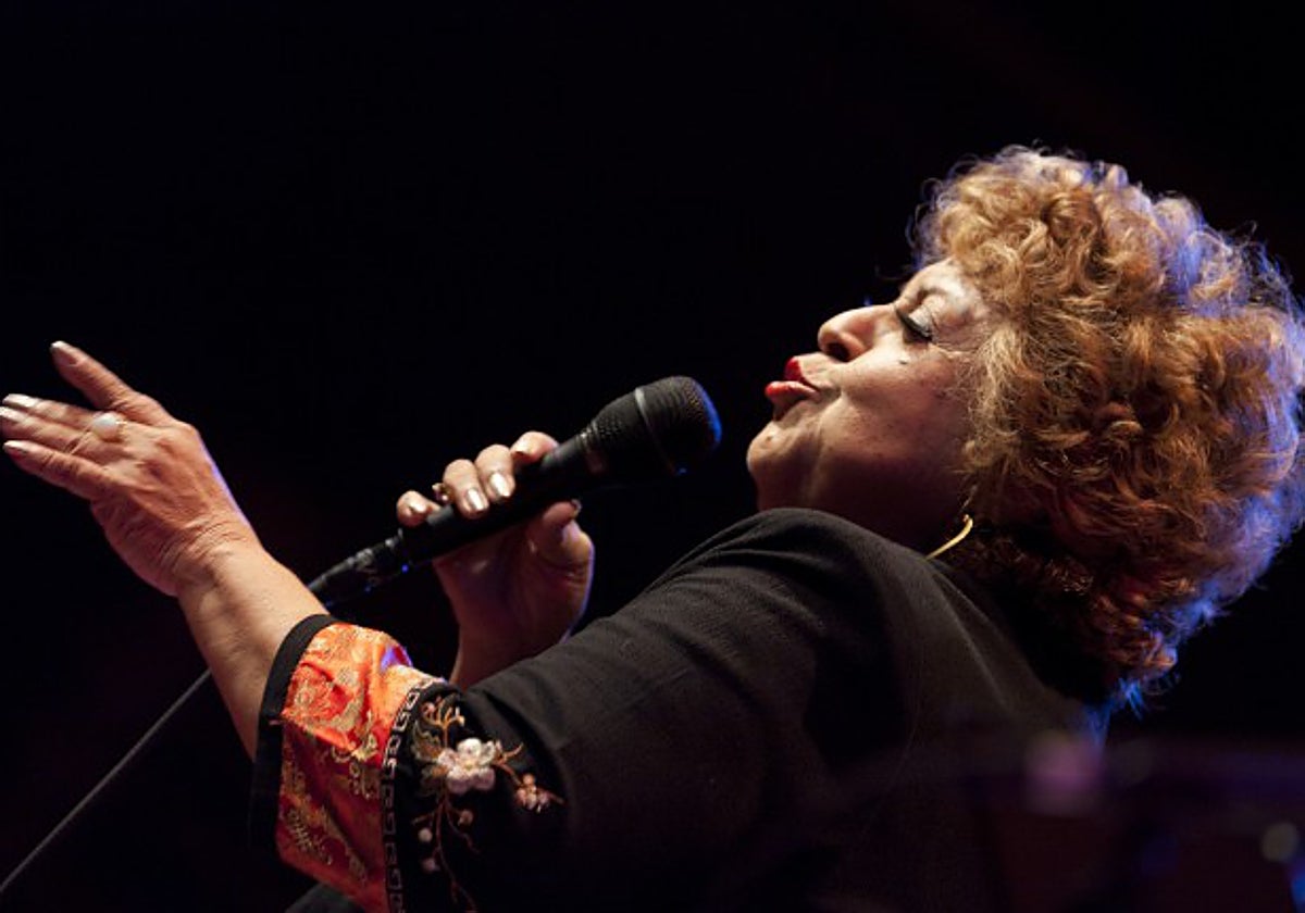 La cantante brasileña Leny Andrade