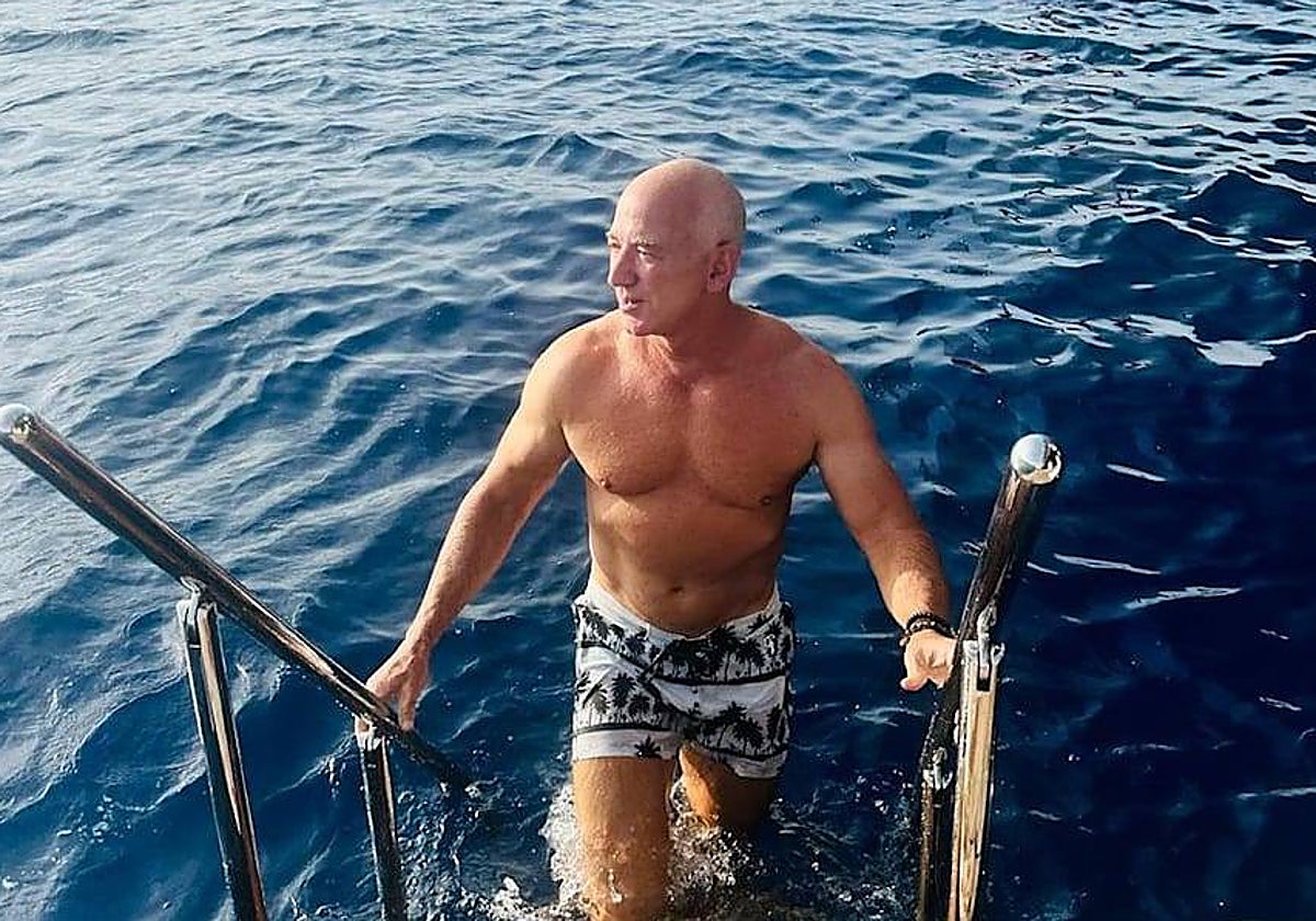 Jeff Bezos, dueño de Amazon, en una imagen publicada en redes sociales