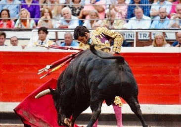 Morante se reconcilia con Bilbao entre mansos y la belleza de otro mundo