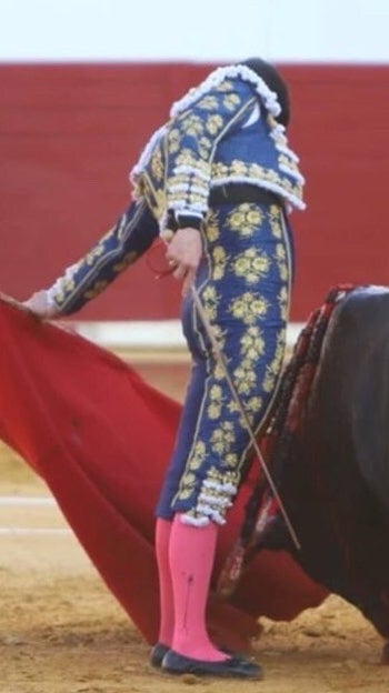 Esaú con Embriagado, toro al que indultó