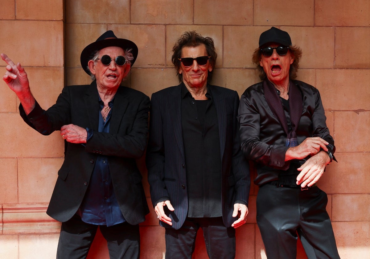 Ron Wood, Mick Jagger y Keith Richards, en la primera imagen promocional del nuevo disco de los Rolling Stones, 'Hackney Diamonds'