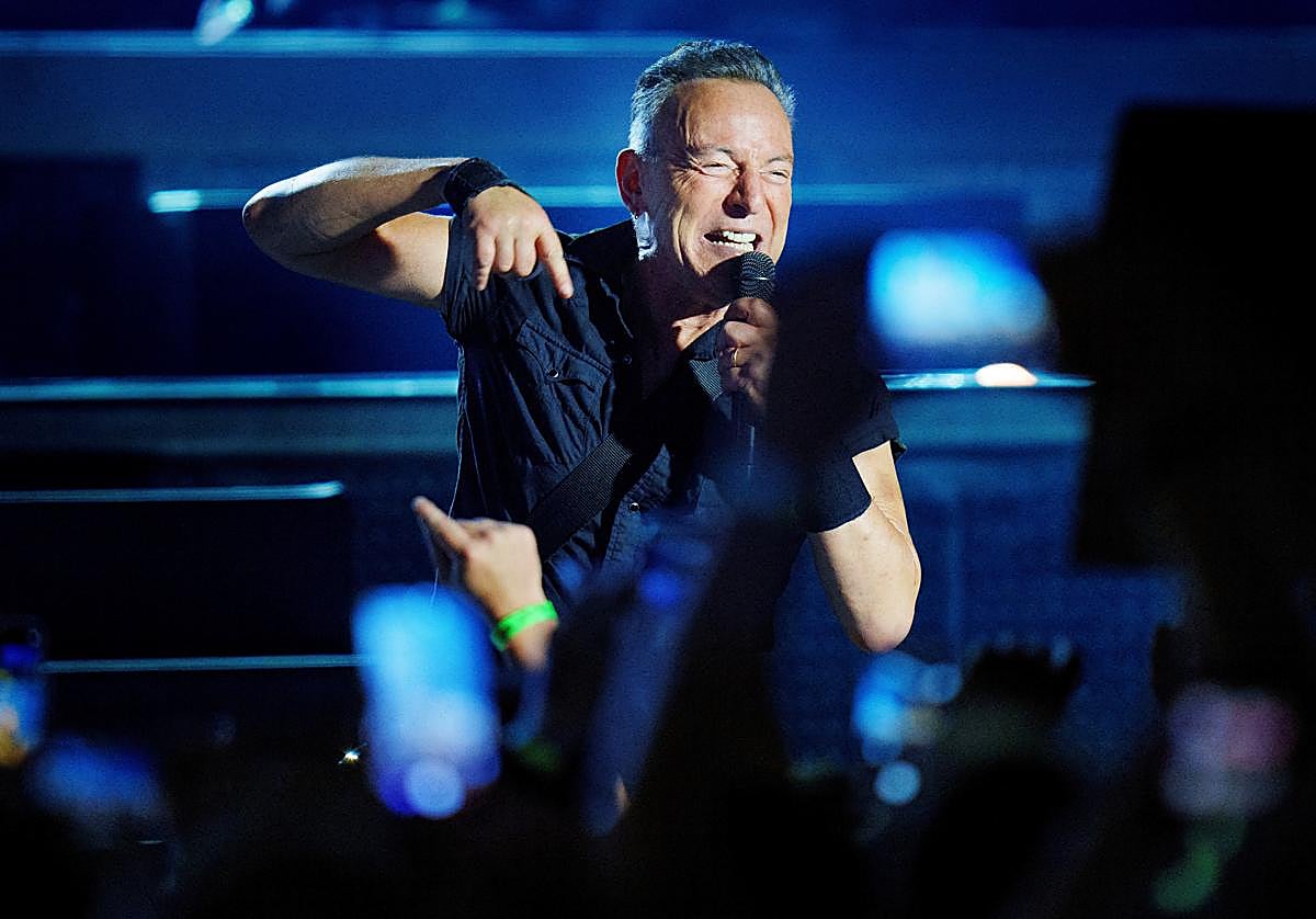 El cantante de rock Bruce Springsteen en uno de sus conciertos de este verano