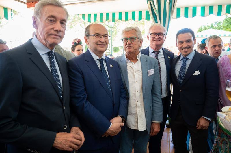 Pepe Domingo en la Feria de Abril de 2023 en el Real Recepción de Cope, junto a Rafael Almansa, José Castro Carmona y Joaquín López Sáez