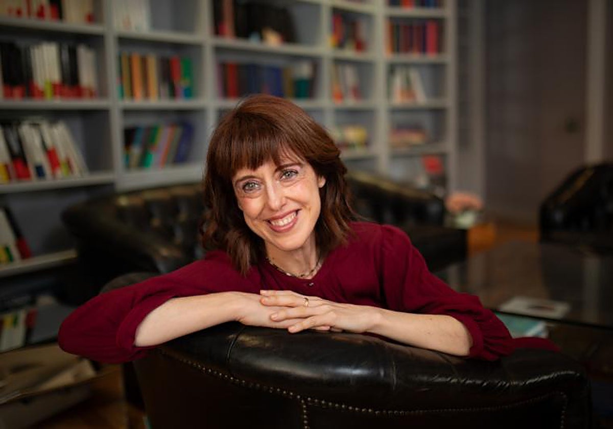 Irene Vallejo (Zaragoza, 1979) es filóloga y escritora