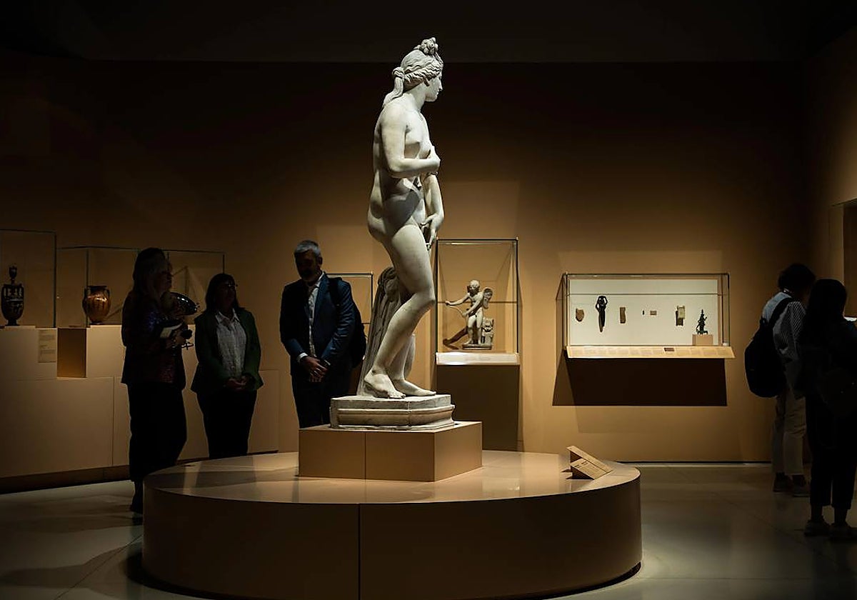 La belleza seductora de Venus, en una de las salas de 'Veneradas y temidas'