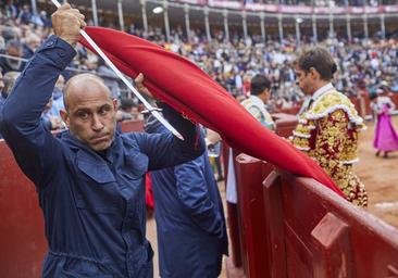 La cuadrilla de El Juli, en la hora de la despedida: «¿Qué será de nosotros, maestro?»